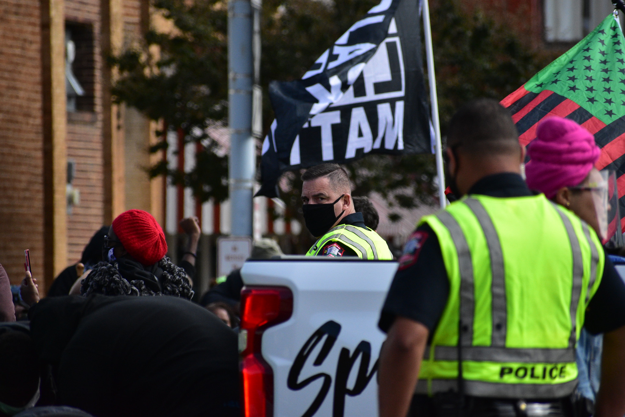 Graham police chief admits officers' unprofessionalism; city denies