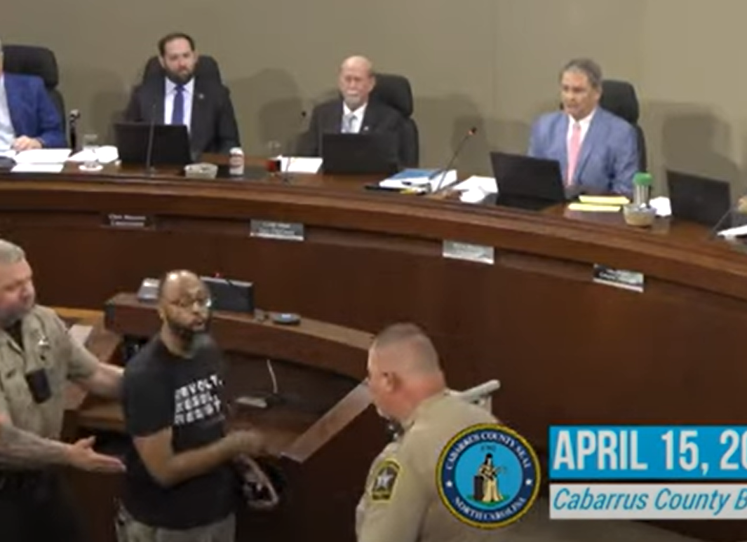 NC county settles lawsuit over stifling public comment